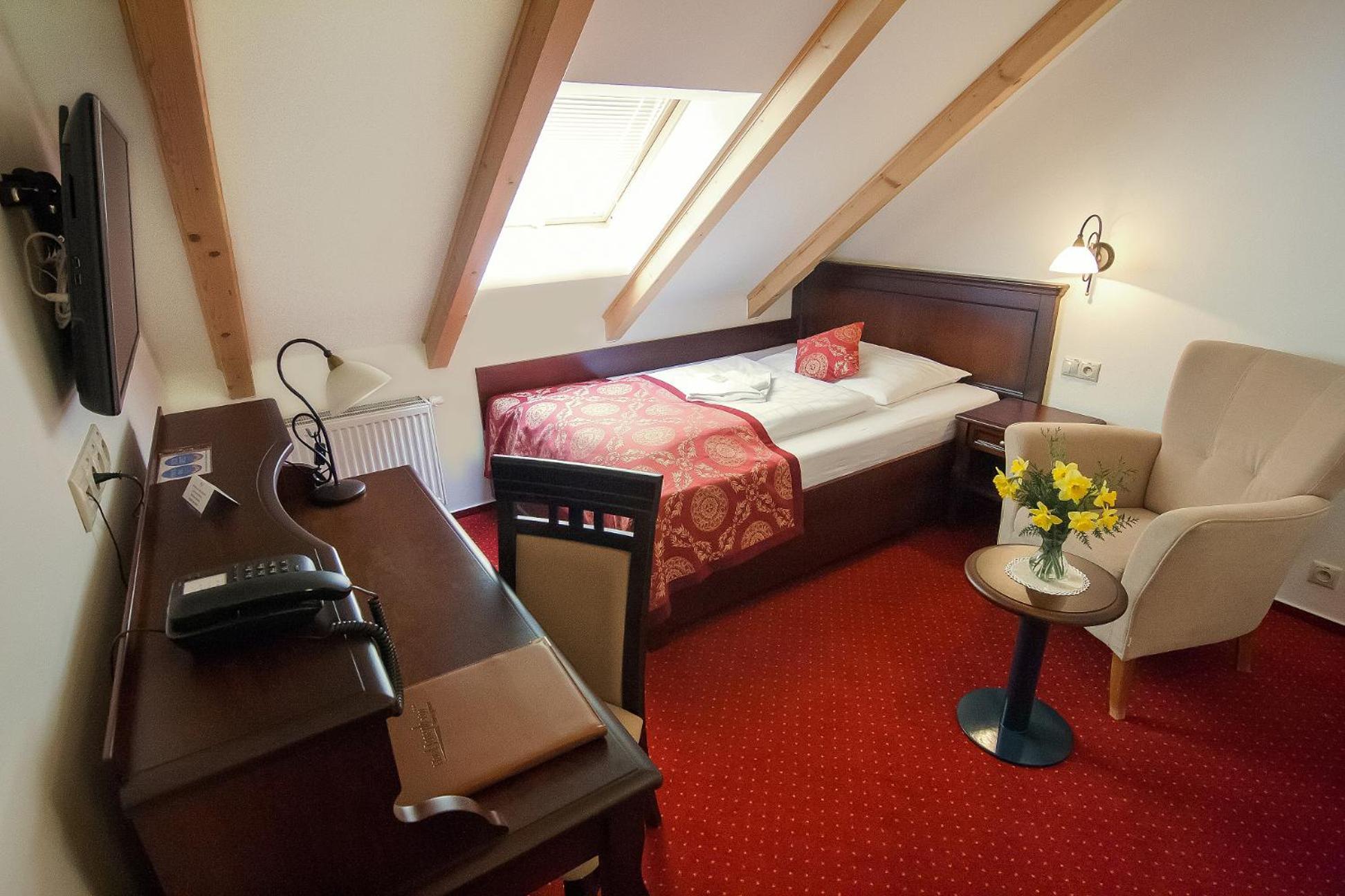 Hotel Joseph 1699 Třebíč Εξωτερικό φωτογραφία