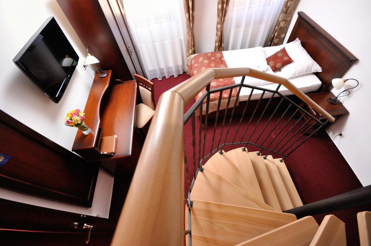 Hotel Joseph 1699 Třebíč Εξωτερικό φωτογραφία